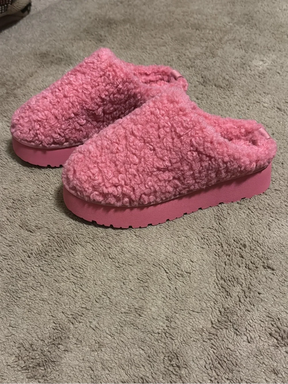 PINK LILY | Tilly Pink Sherpa Platform Slipper